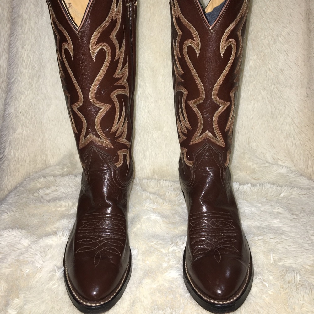 Nocona Boots size 51/2 C  Brown